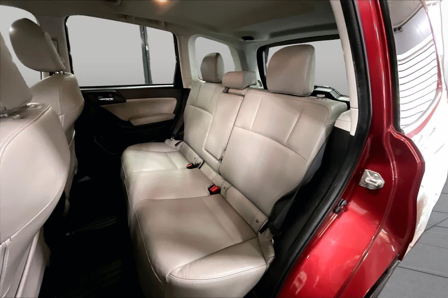 Used 2016 Venetian Red Pearl Subaru 2.5i Limited image 21