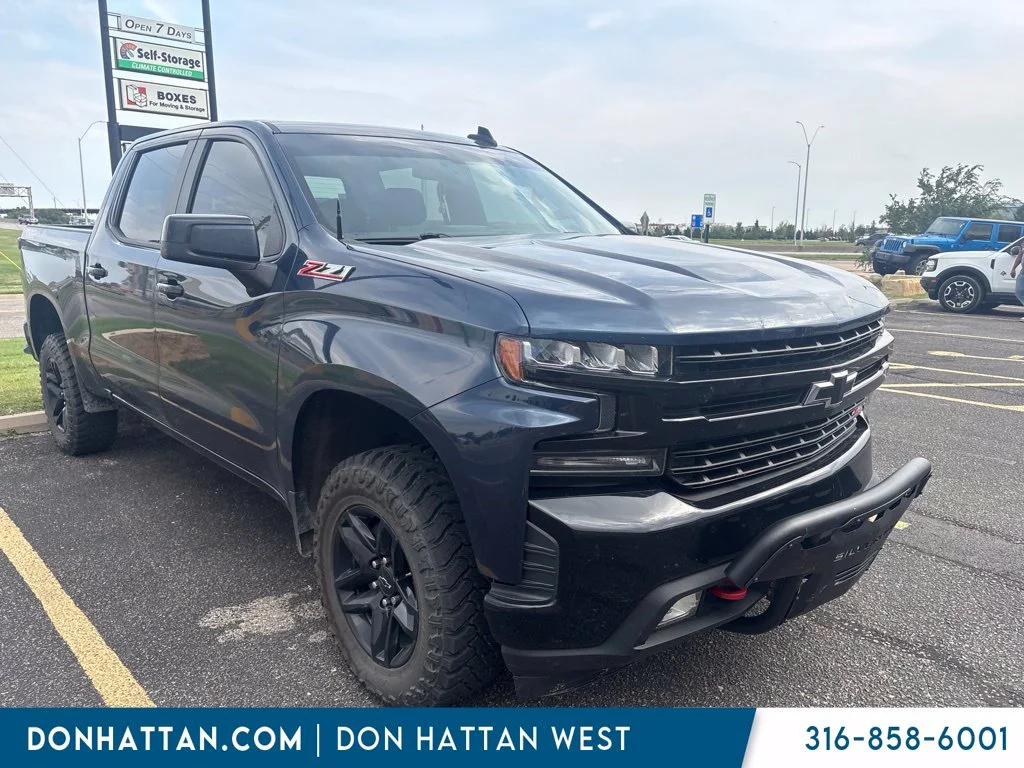Used 2021 Blue Chevrolet LT Trail Boss image 1