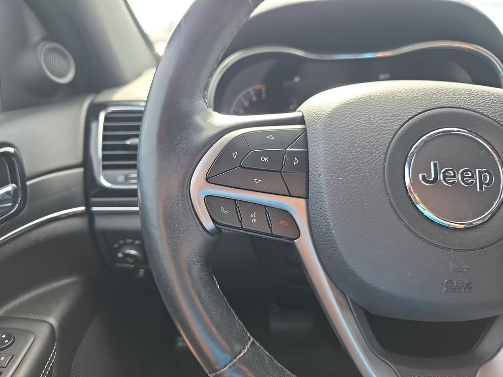 Used 2021 Granite Crystal Metallic Clearcoat Jeep Limited image 20