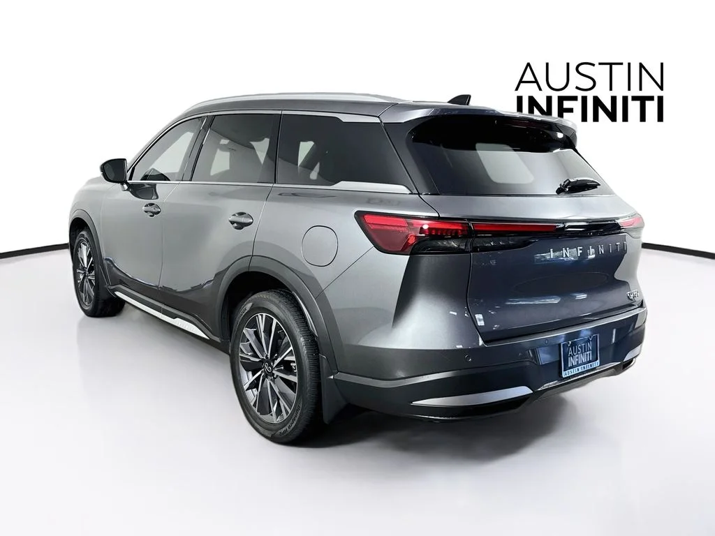 Certified Used 2026 Gray INFINITI LUXE image 7