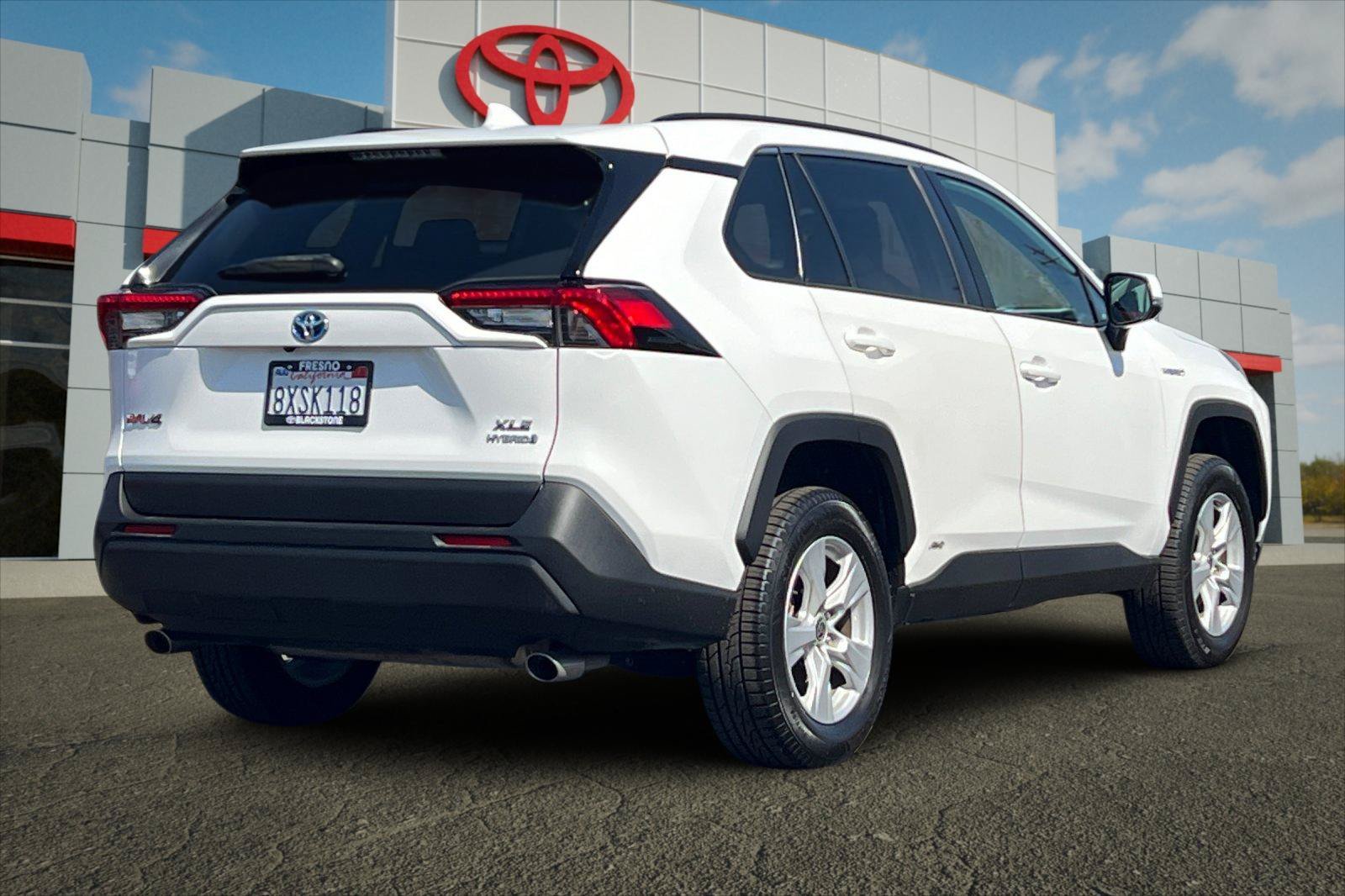 Certified Used 2021 Super White Toyota Hybrid XLE image 3