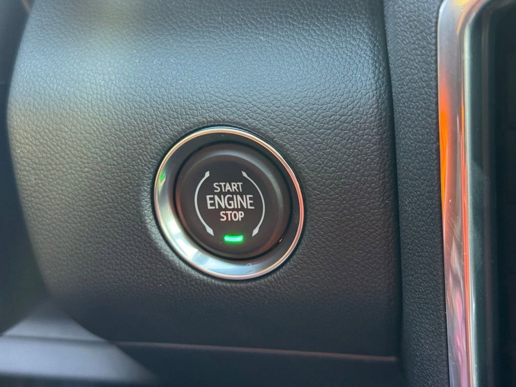 New 2026 Summit White GMC Elevation image 28
