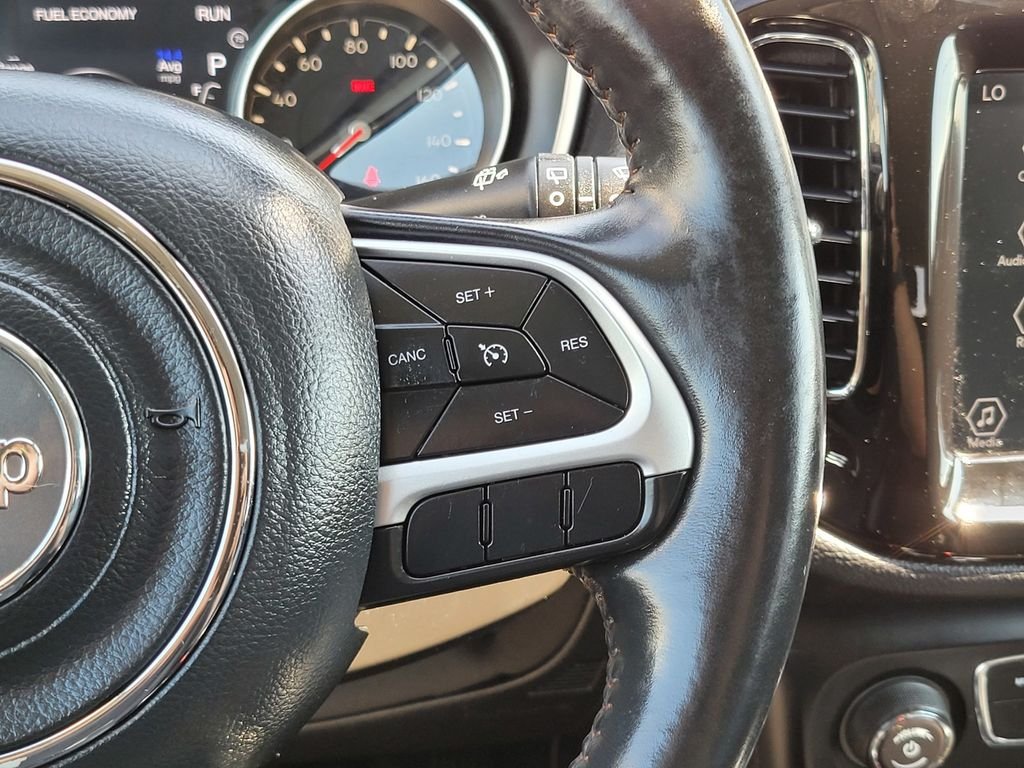 Certified Used 2019 Silver Jeep Limited image 26