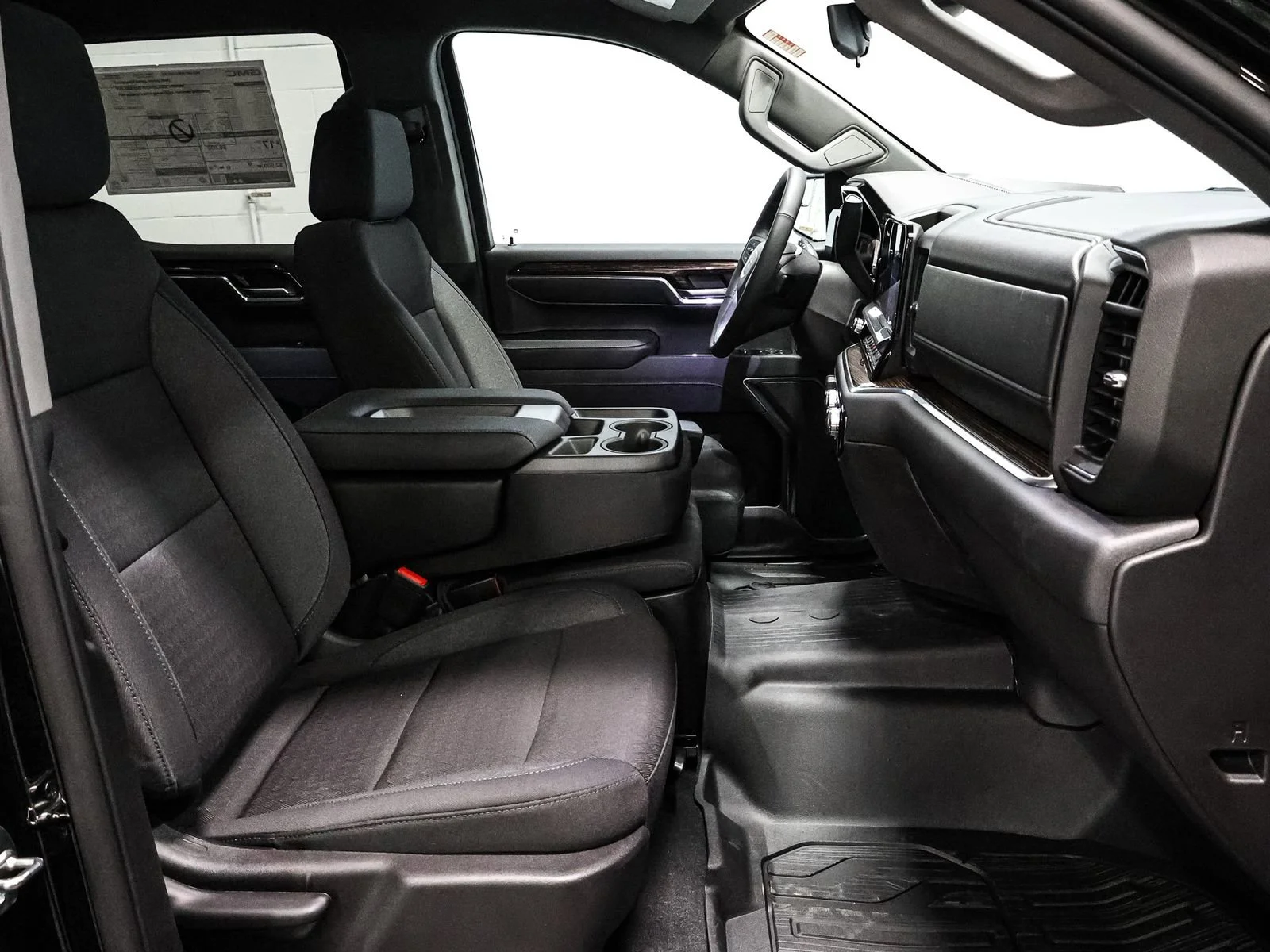 New 2026 Onyx Black GMC SLE image 24