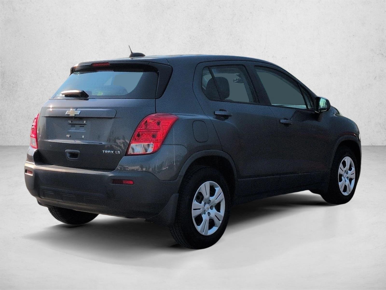 Used 2016 Cyber Gray Metallic Chevrolet LS image 5