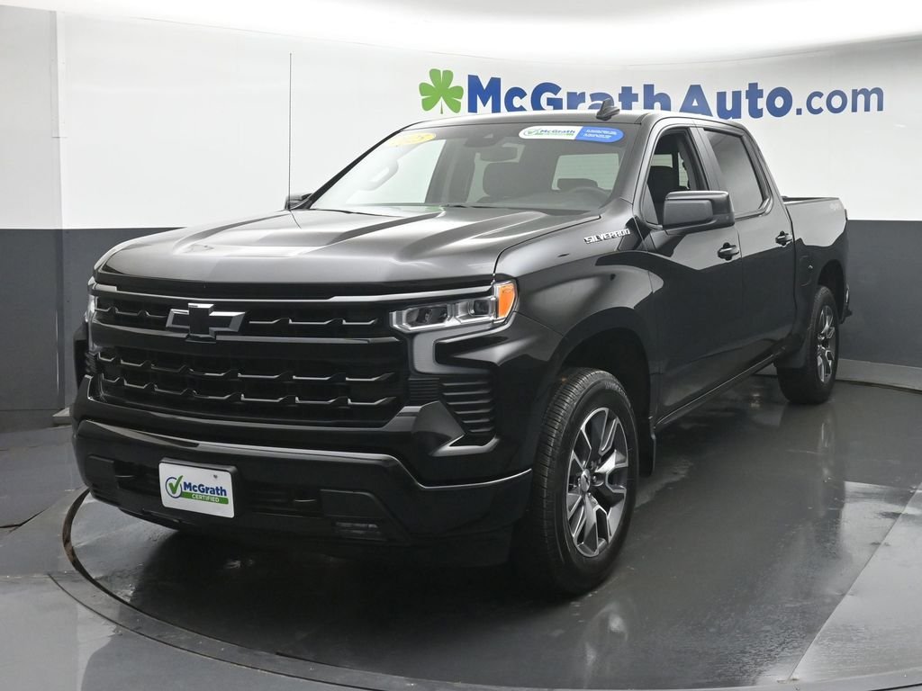 Used 2025 Black Chevrolet RST image 19