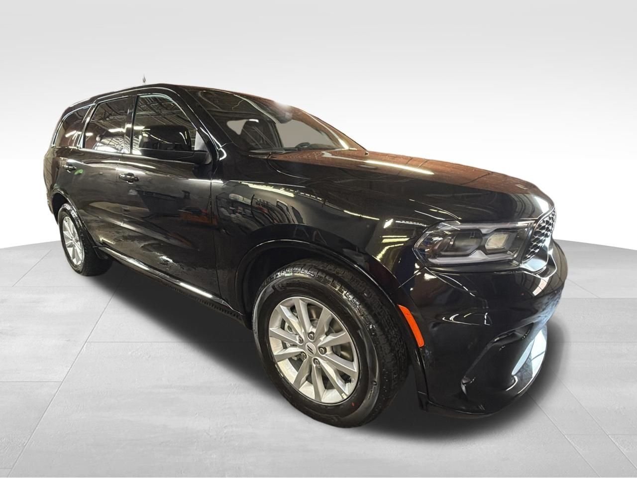 New 2026 Diamond Black Clear-Coat Exterior Paint Dodge GT image 7