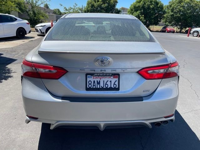 Used 2018 Silver Toyota SE image 4