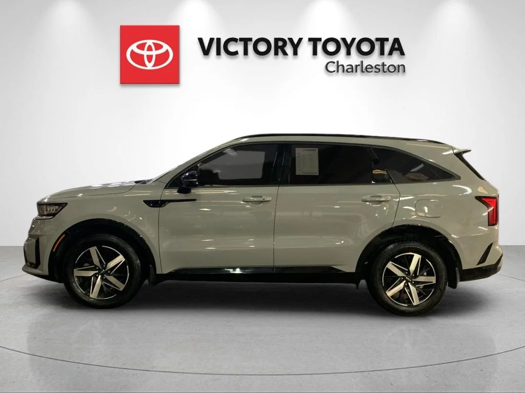 Used 2023 Gray Kia EX image 2