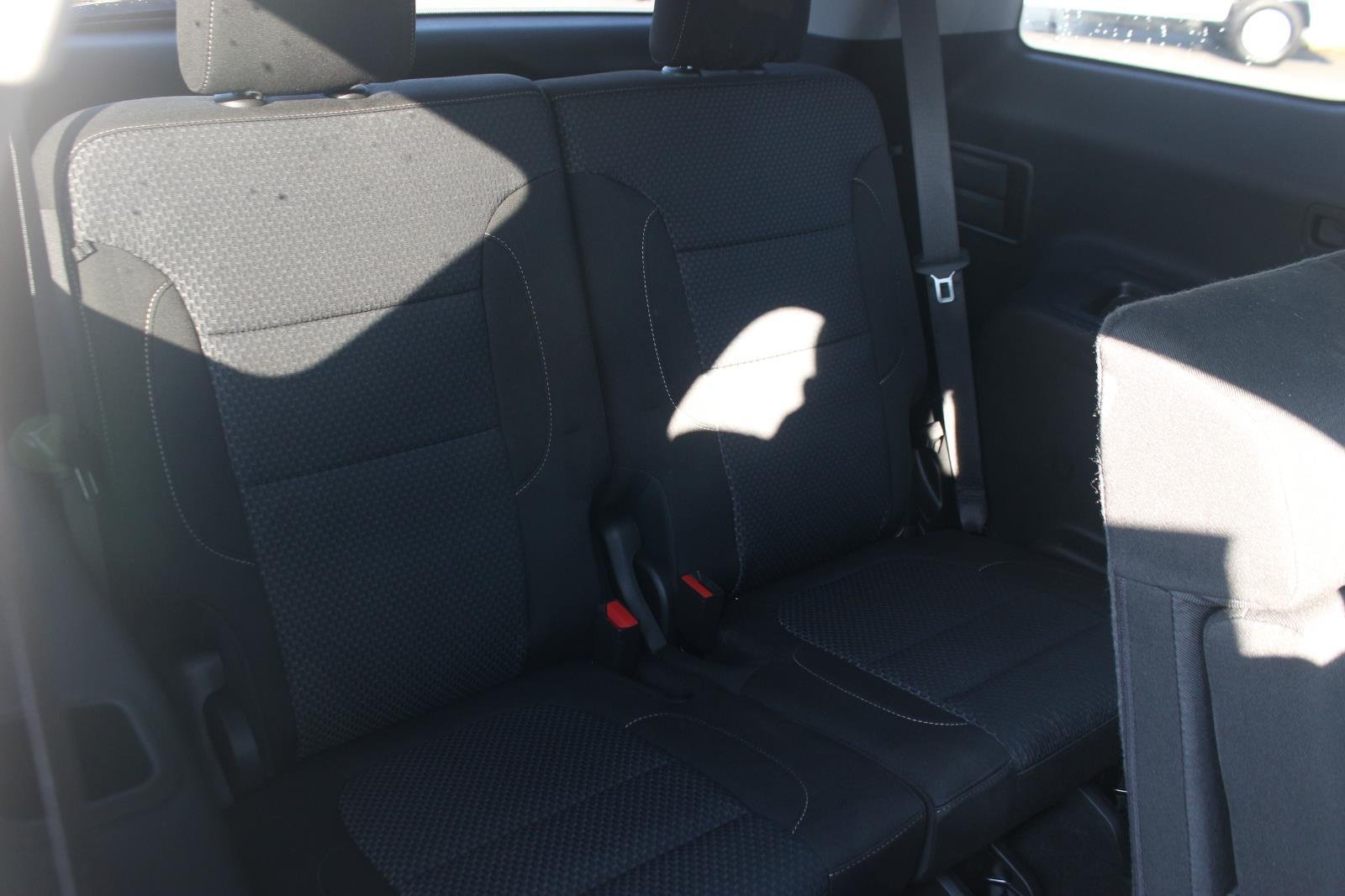 Used 2021 Summit White GMC SLE image 35