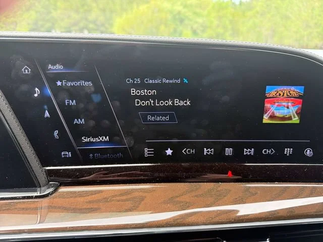 Used 2024 Black Raven Cadillac Sport Platinum image 19