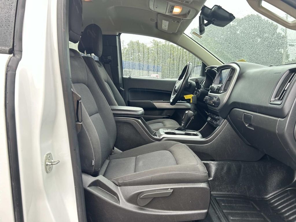Used 2021 White Chevrolet LT image 15
