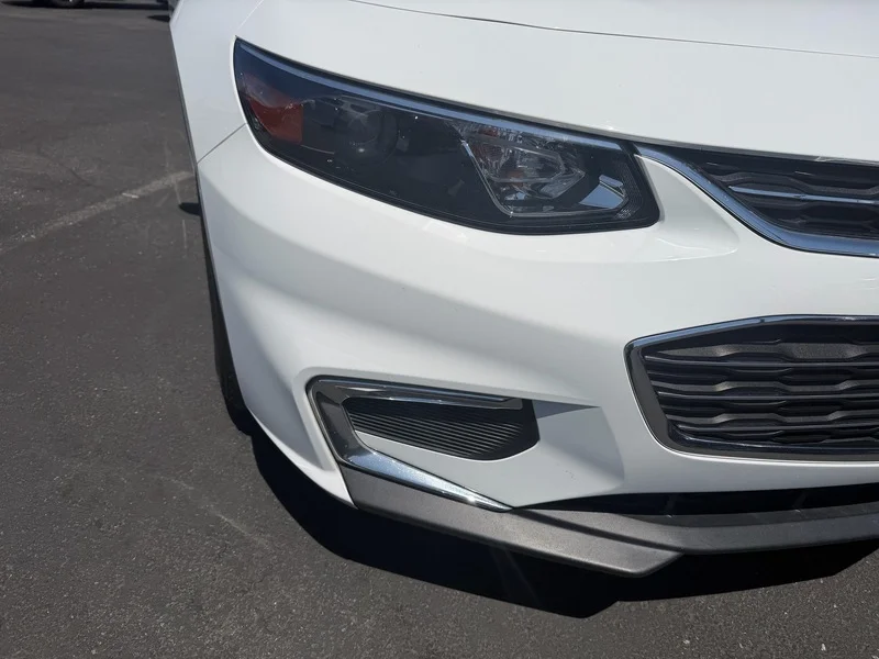 Used 2018 SUMMIT WHITE Chevrolet LS image 27