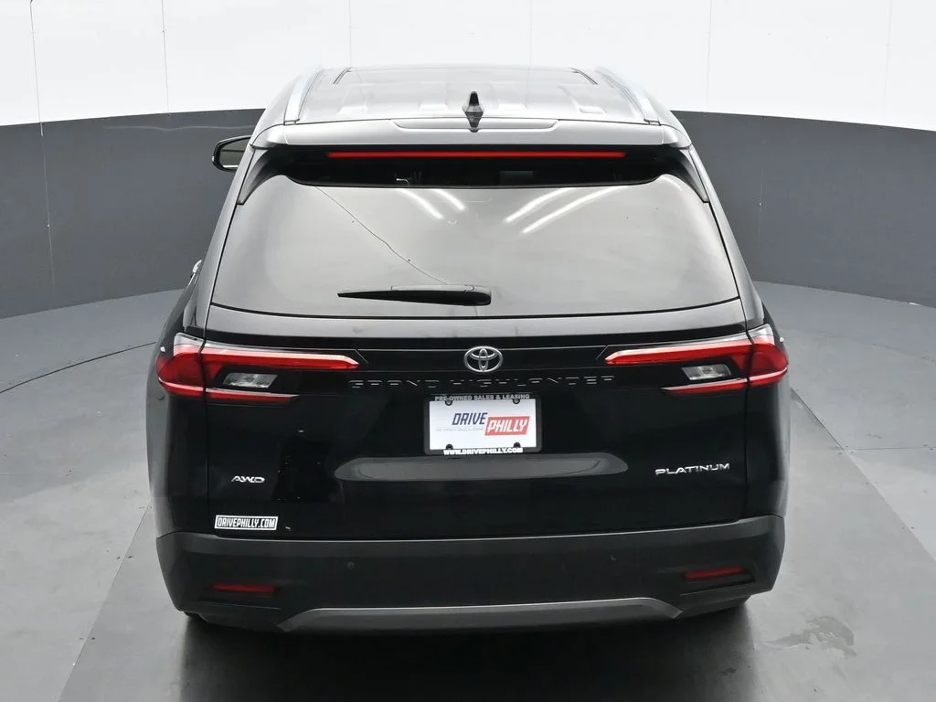 Used 2024 Black Toyota Platinum image 21