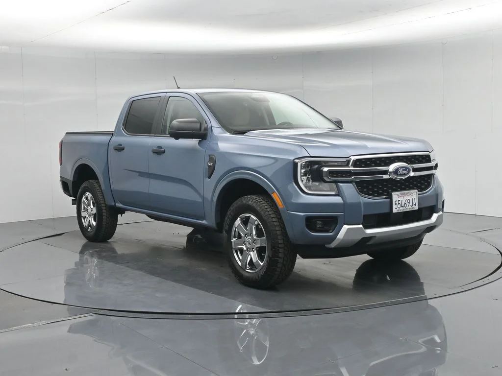 Certified Used 2025 Gray Ford XLT image 56