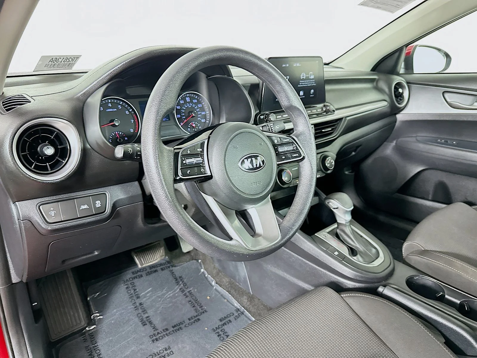 Used 2021 Currant Red Kia LXS image 9