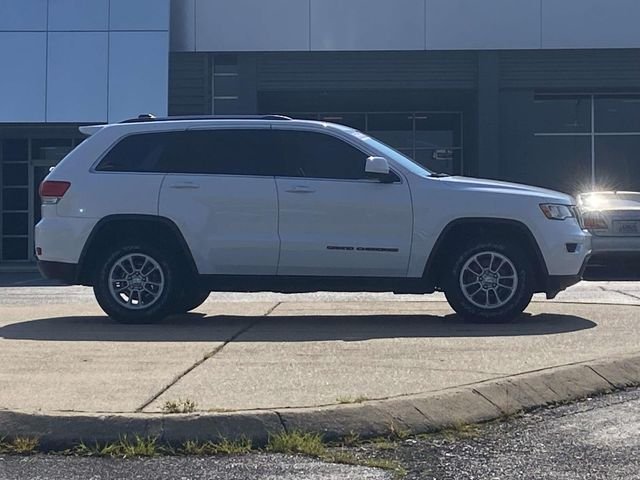 Used 2018 White Jeep Laredo E image 2