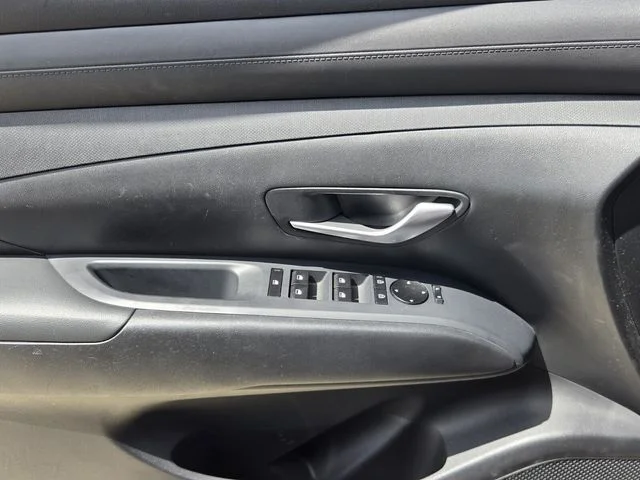 Used 2025 Gray Hyundai SEL Convenience image 26