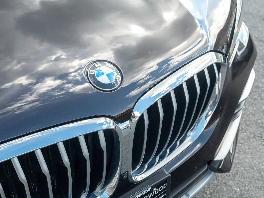Used 2022 Brown BMW xDrive40i image 16