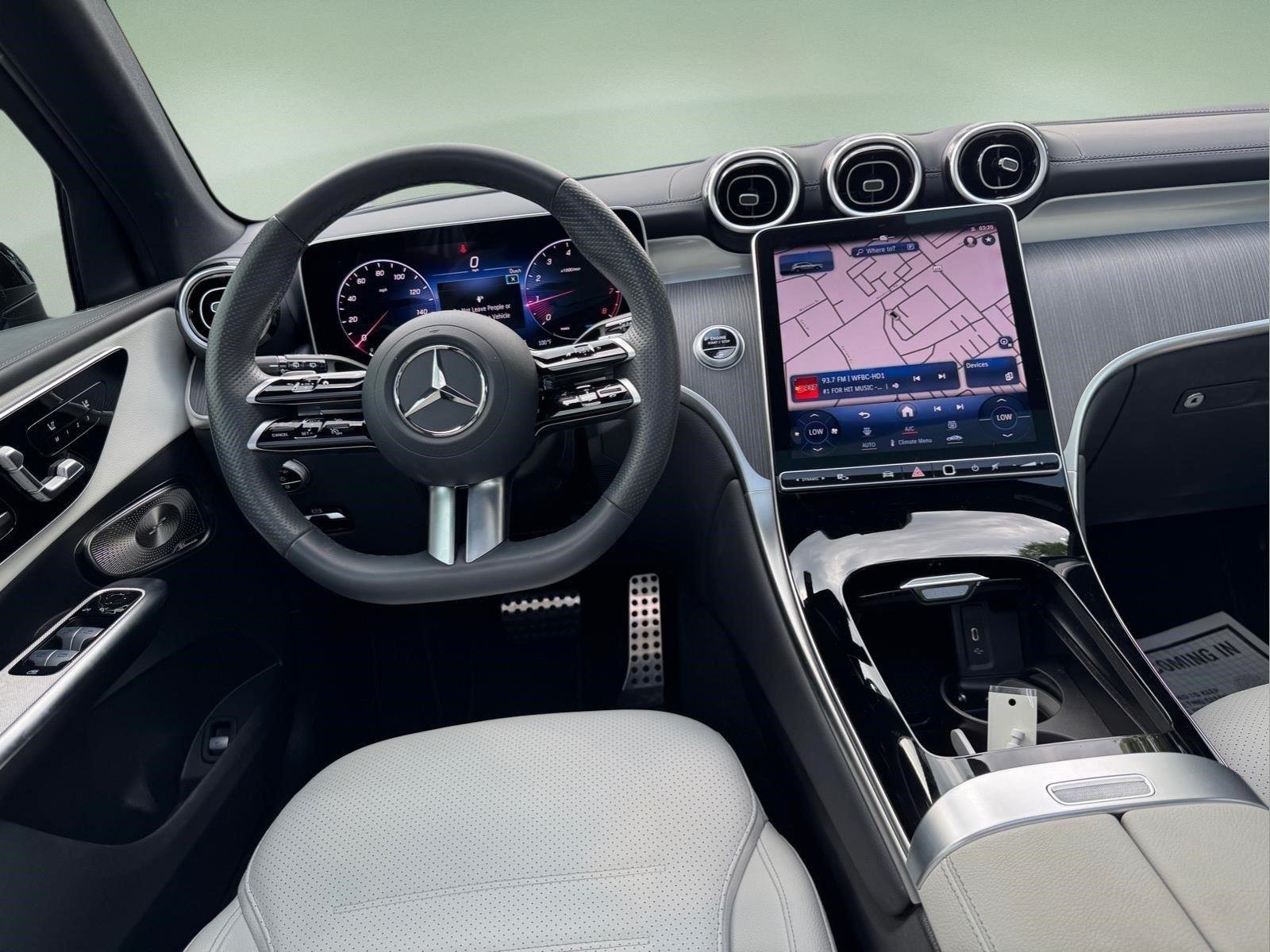 2024 Mercedes-Benz GLC GLC 300 - Photo 17
