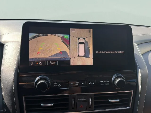 Used 2022 Black INFINITI Premium Select image 11