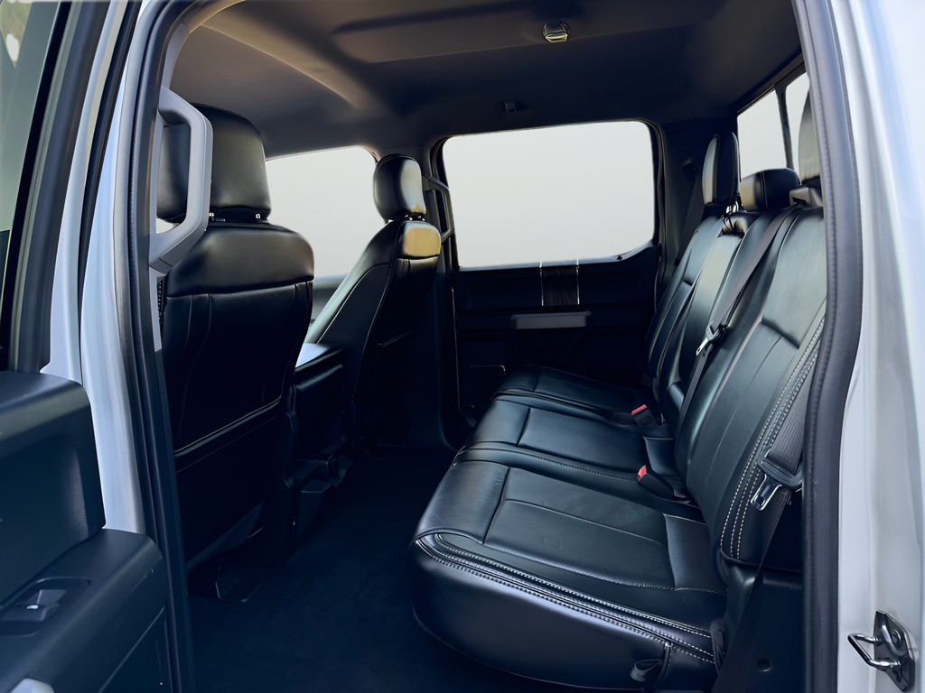 Used 2019 Silver Ford Lariat image 19