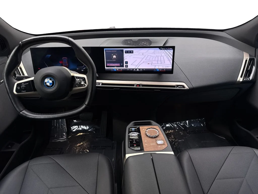 Used 2024 Red BMW xDrive50 image 50