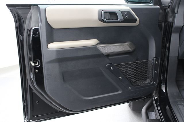 Used 2023 Shadow Black Ford Wildtrak image 15
