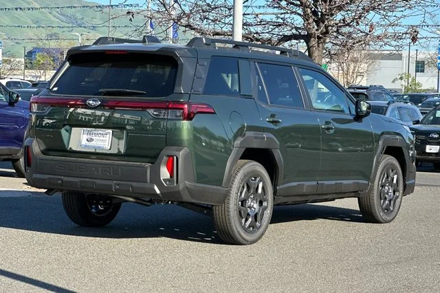 New 2026 DEEP EMERALD GREEN PEARL Subaru Premium image 4