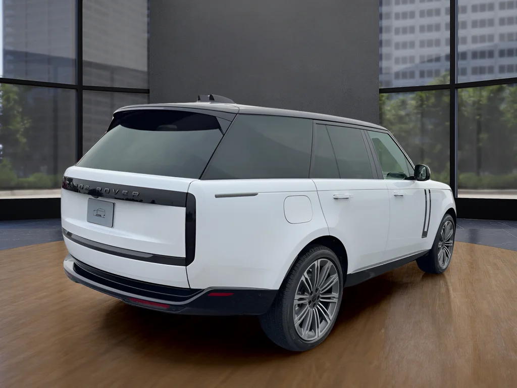 New 2026 White Land Rover SE image 5