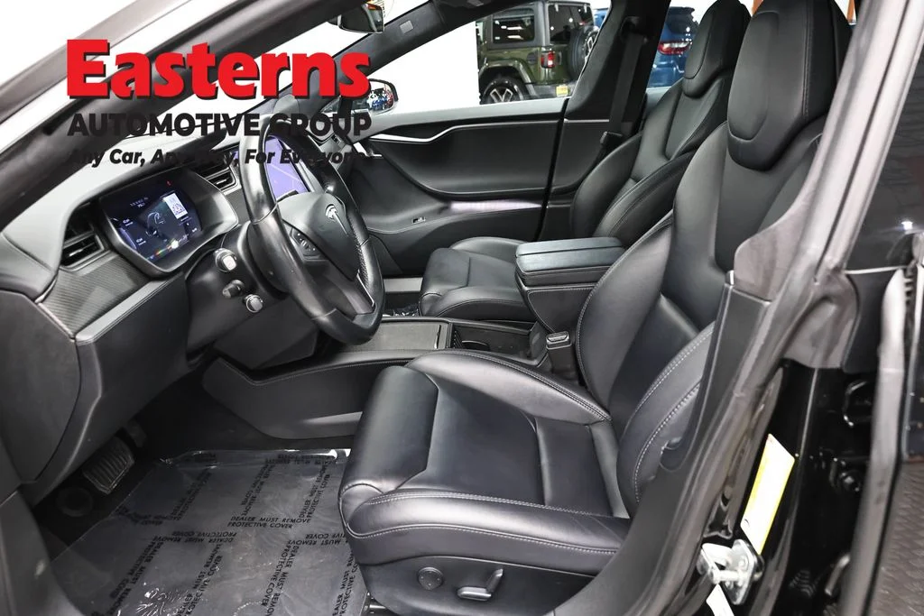 Used 2018 Black Tesla 75D image 14