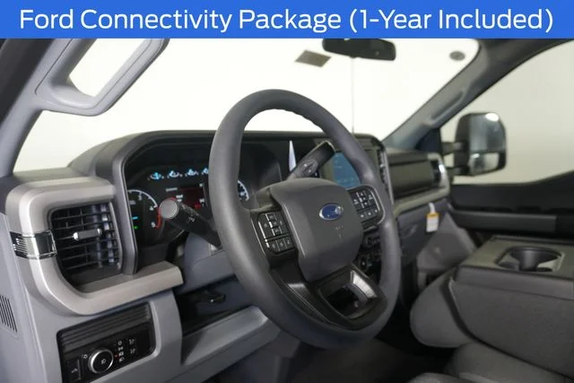 New 2026 Oxford White Ford F-250® XLT image 5
