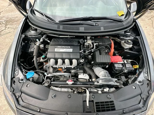Used 2015  Honda Base image 30