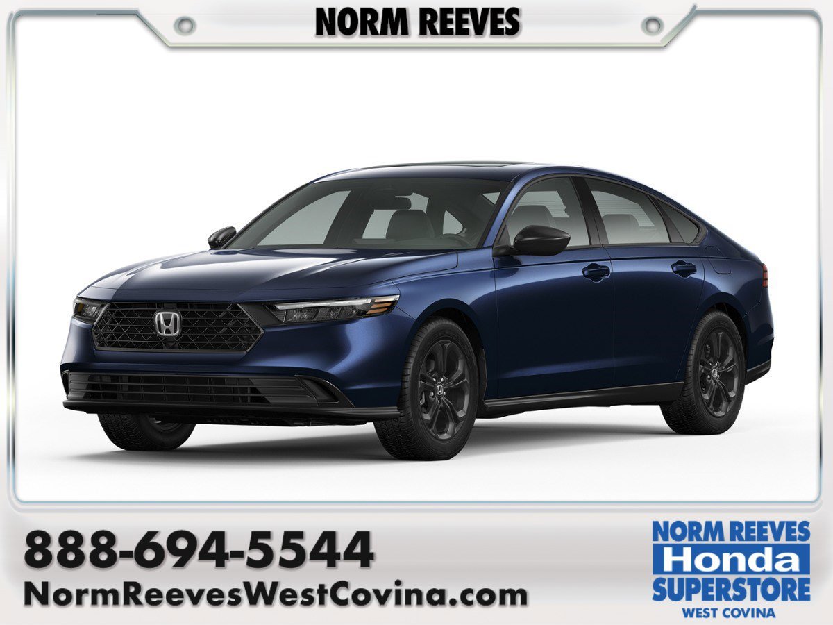 Used 2025 Silver Honda SE image 1