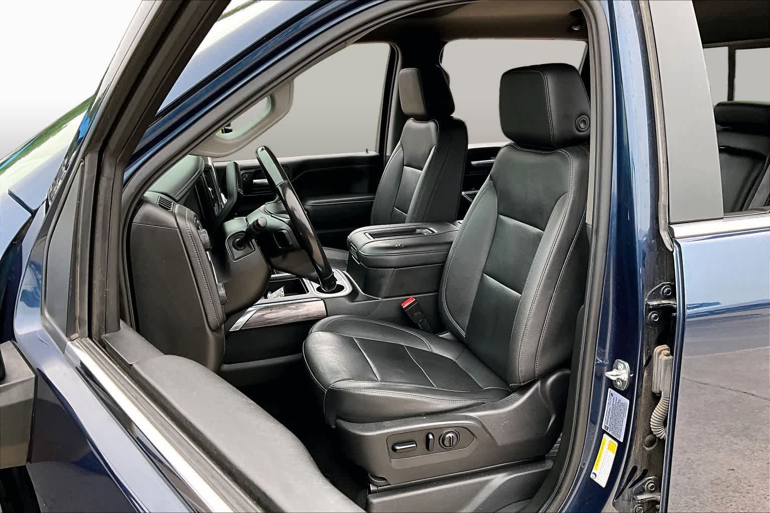 Used 2021 Northsky Blue Metallic Chevrolet LTZ image 8