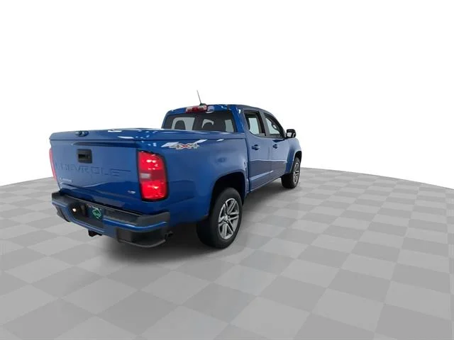 Used 2022 BLUE Chevrolet Work Truck image 9
