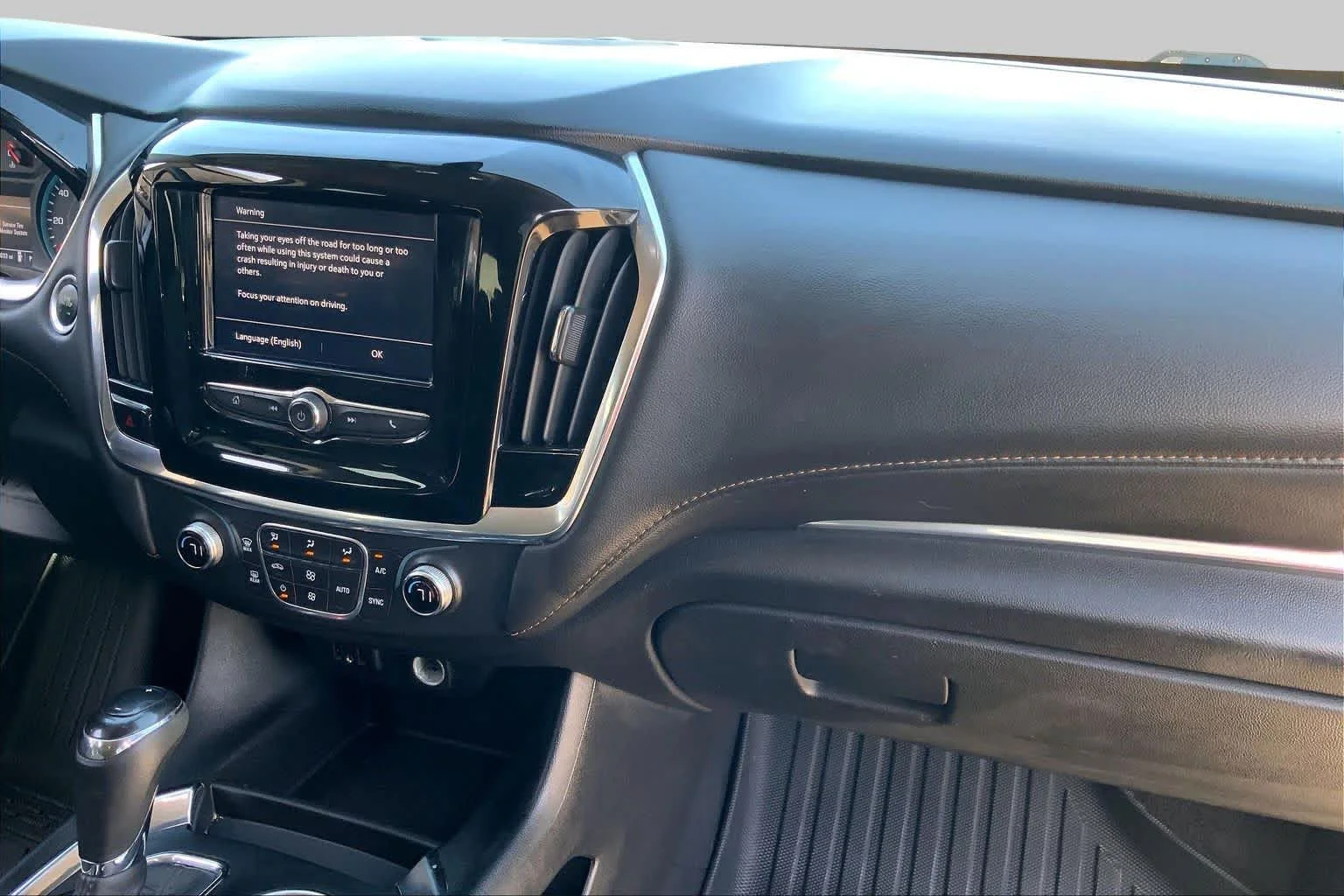 Used 2020 Summit White Chevrolet LS image 17