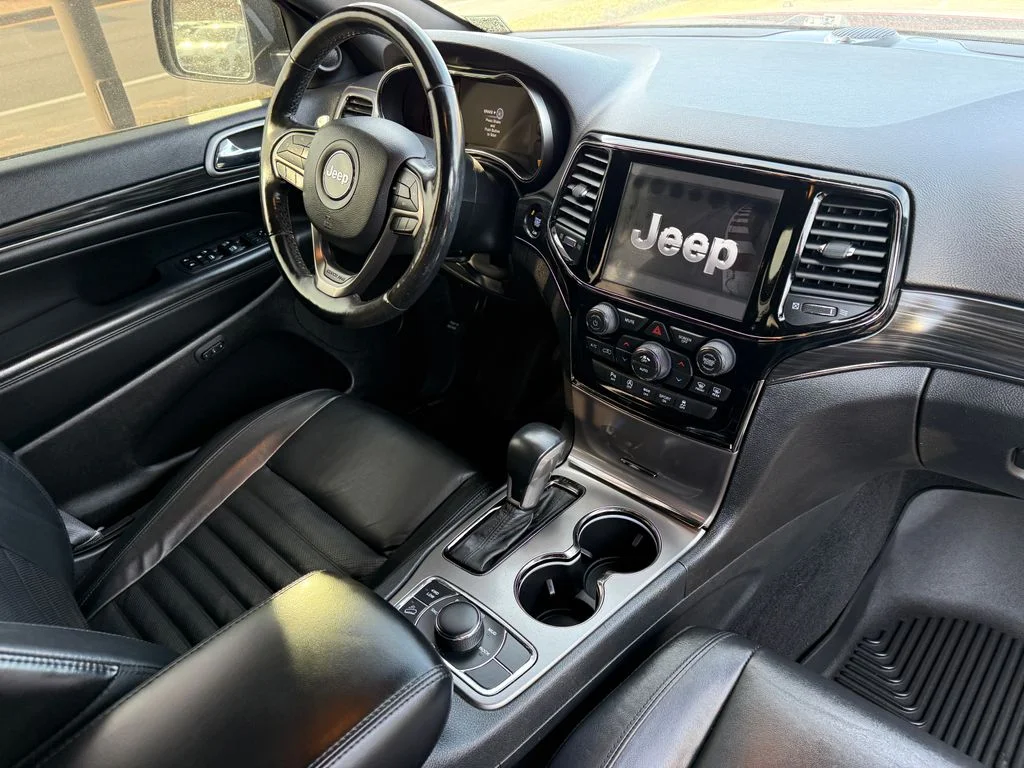 Used 2019 Red Jeep Limited X image 19