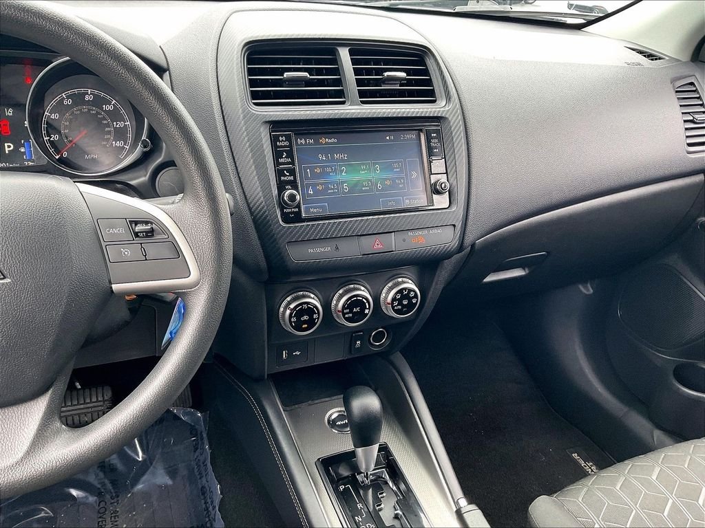 Used 2024 Alloy Silver Metallic Mitsubishi  image 17