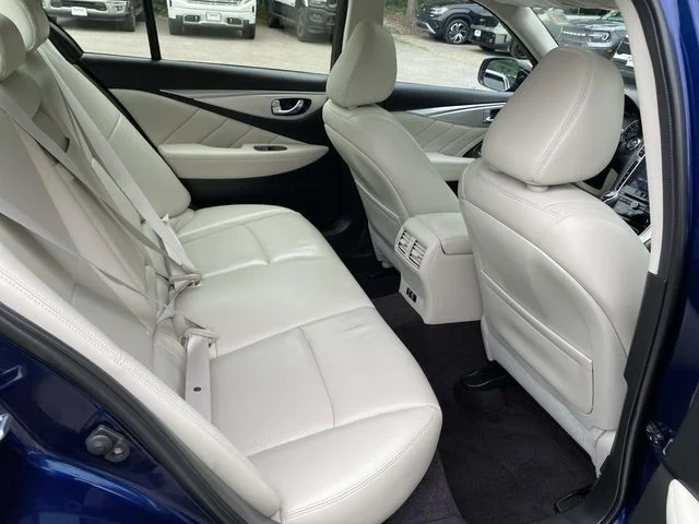 Used 2023 Blue INFINITI LUXE image 23