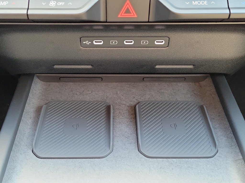 New 2027 Glacial White Pearl Kia EX image 37