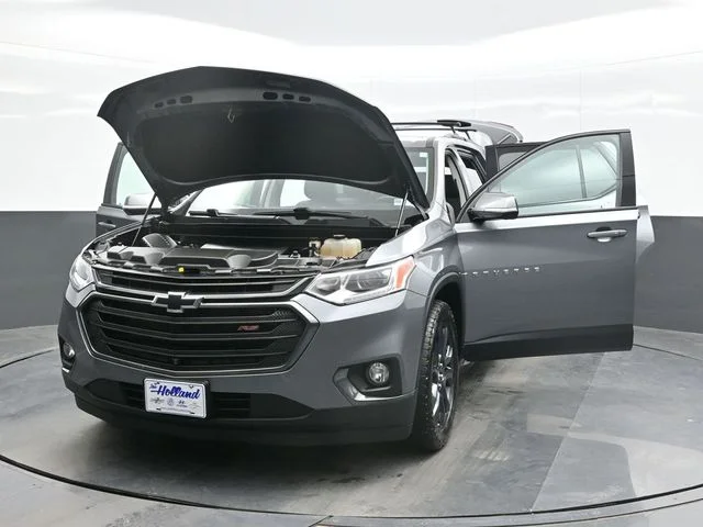 Used 2020 Gray Chevrolet RS image 30