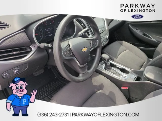 Used 2023 White Chevrolet LT image 15