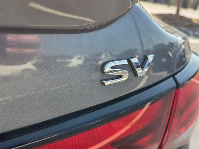 Used 2021 Gray Nissan SV image 12