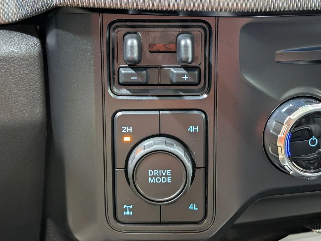New 2026 Carbonized Gray Metallic Ford F-250® Platinum® image 8