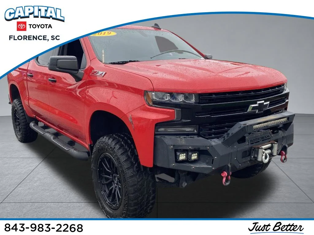 Used 2019 Red Chevrolet LT Trail Boss image 1
