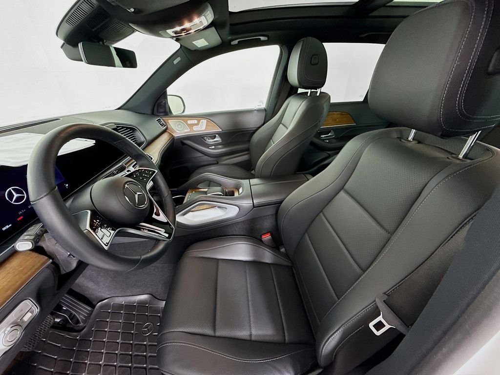 Used 2025  Mercedes-Benz GLE 450e image 5