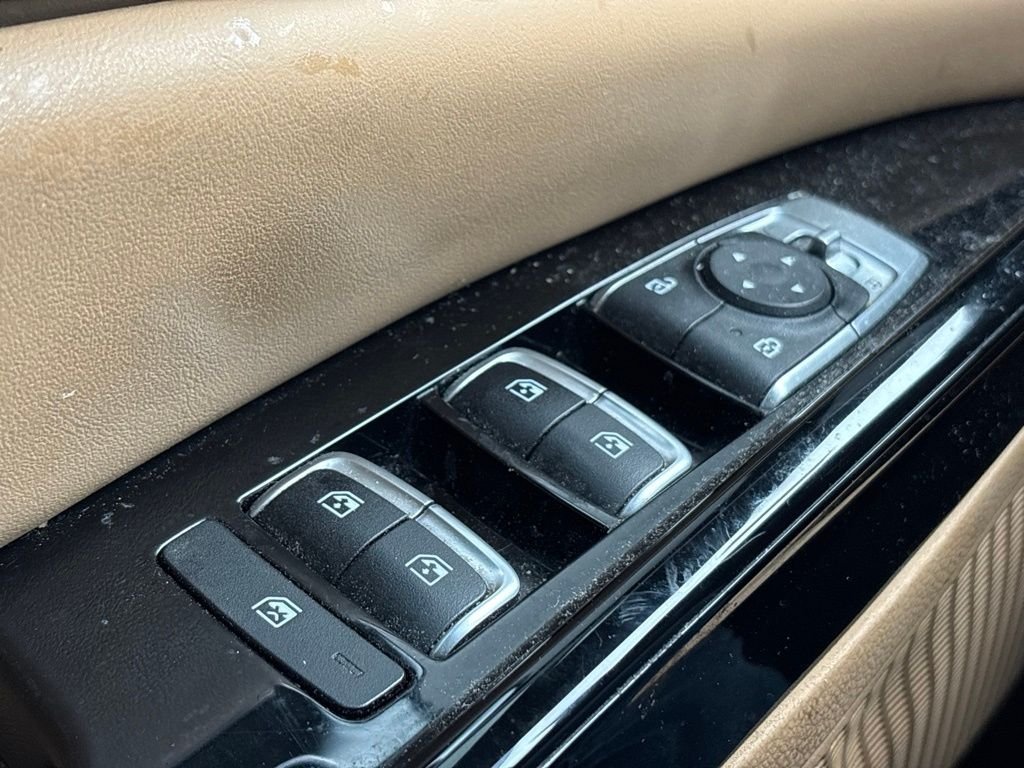 2022 Kia Carnival EX - Photo 24