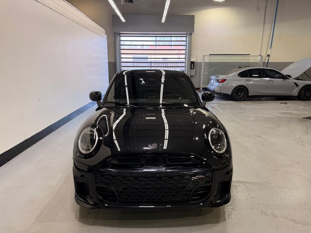 New 2026 Midnight Black II Metallic MINI  image 8