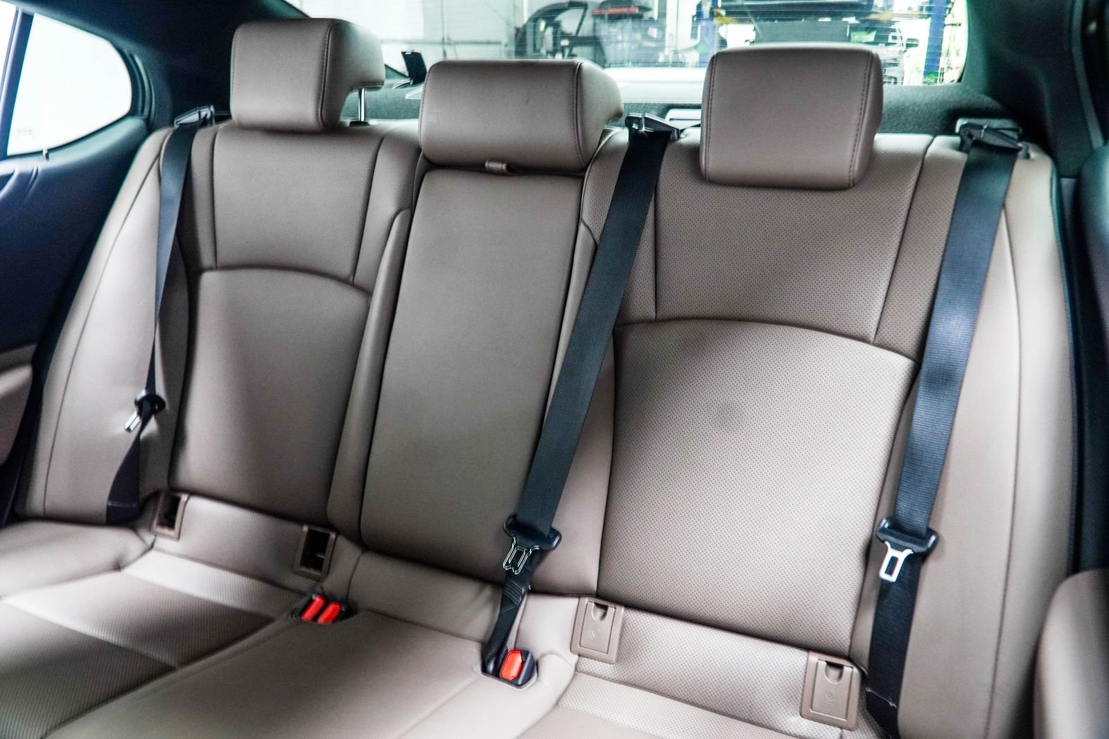 Used 2025 Red Lexus 350 image 35